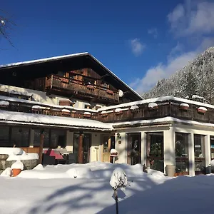 ** Couette-café L'aiglon France