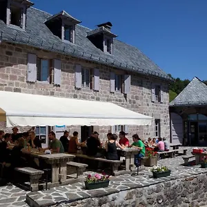  Couette-café Ferme De Trielle France