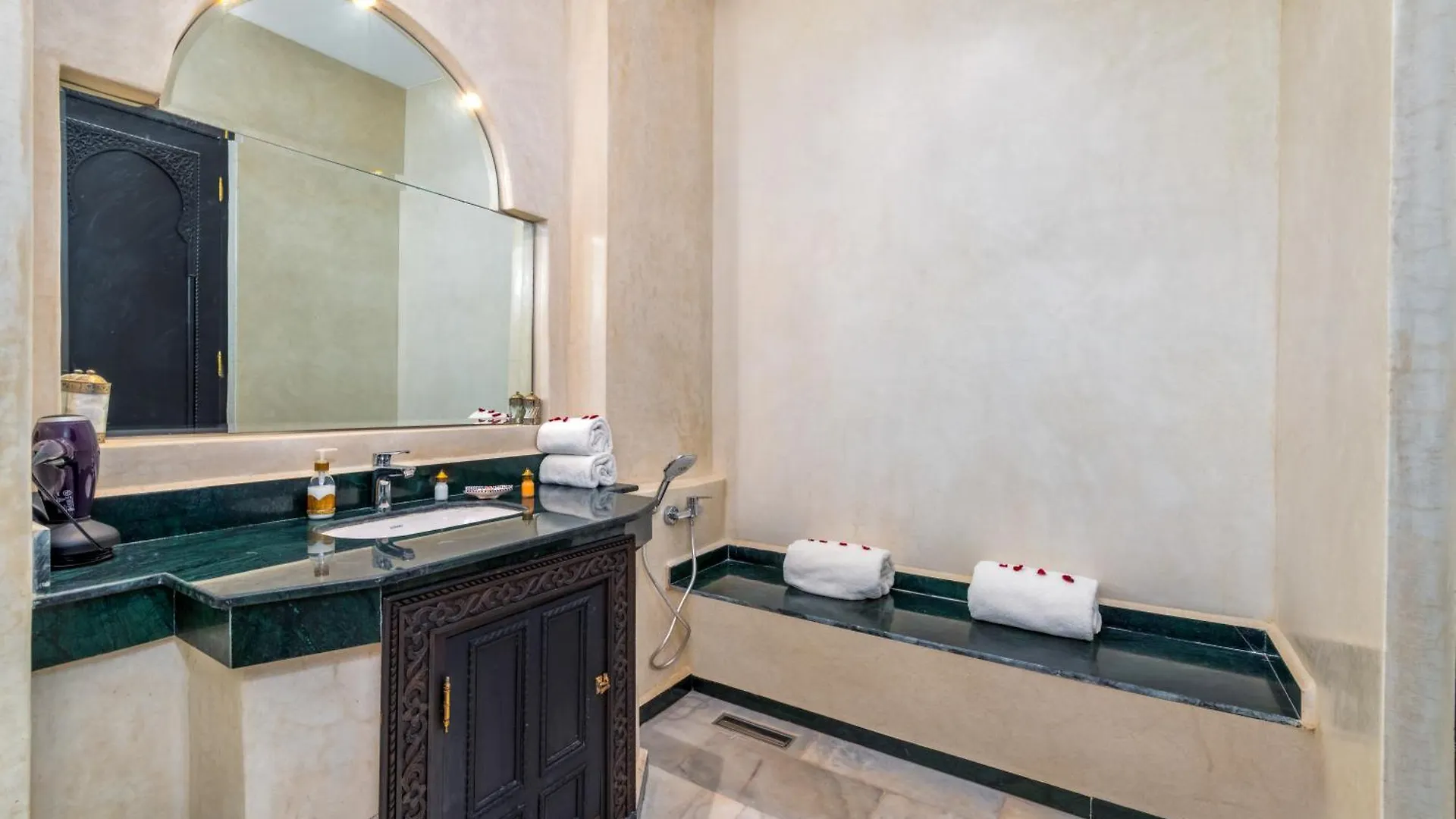 Riad Diamond Of Marrakech & Spa 마라케시 4*,  모로코